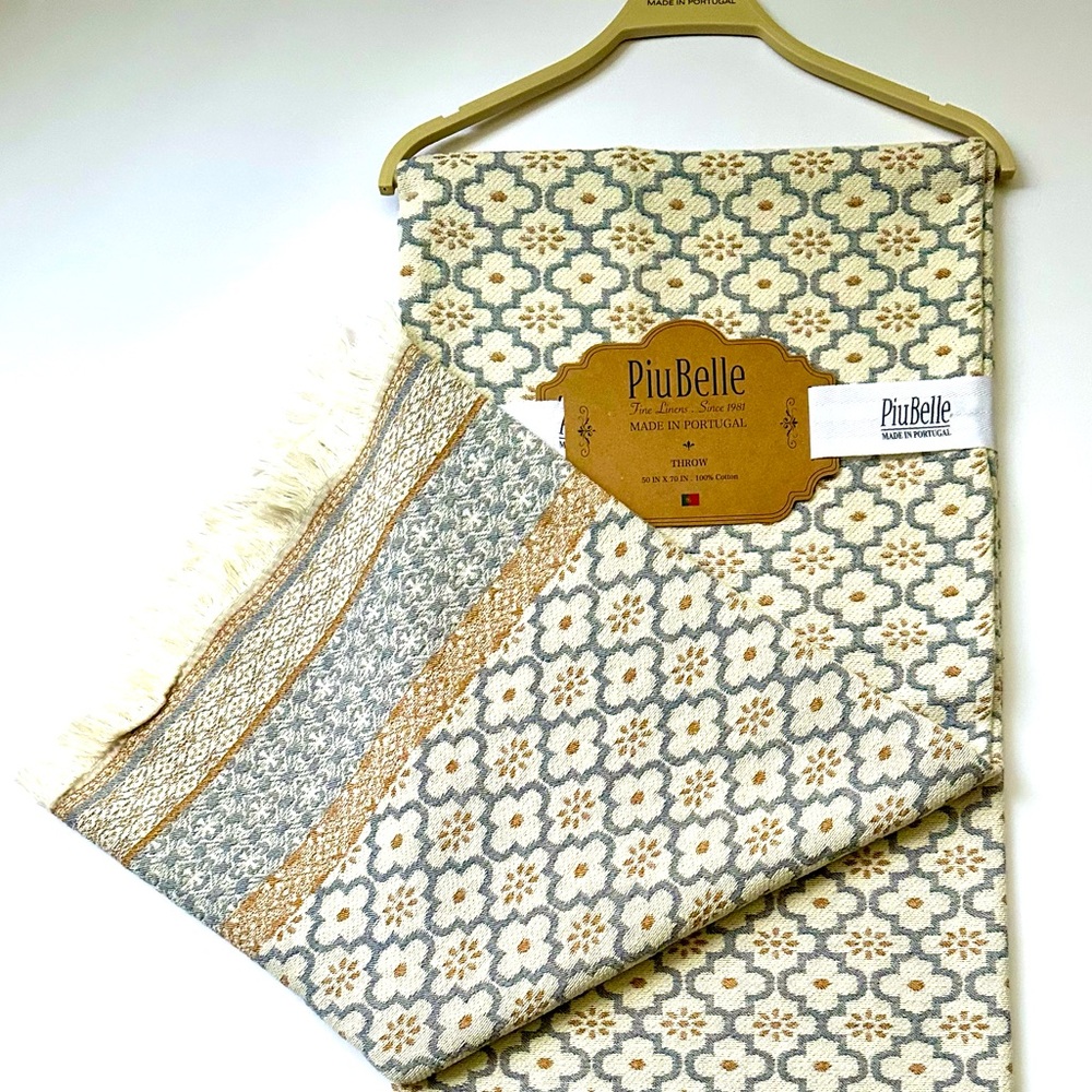 🎁PiuBelle Throw Blanket - Woven Jacquard - Cream Tapestry Print